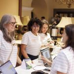 Registration & stands open / Apertura de Registro y stands